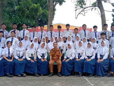 Kelas 9E T.P. 2022-2023